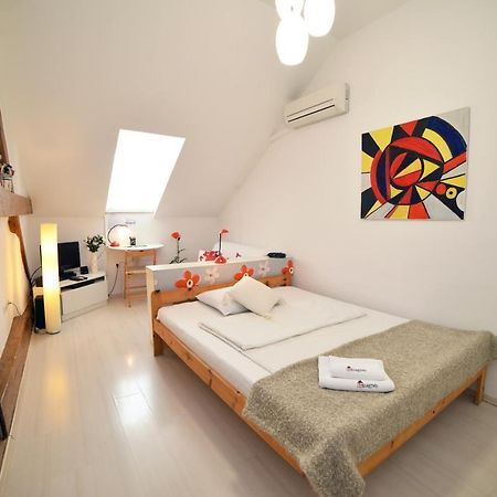 Studio Apartment White ザグレブ エクステリア 写真