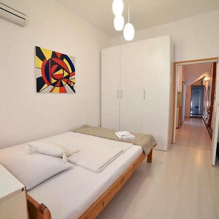 Studio Apartment White ザグレブ エクステリア 写真