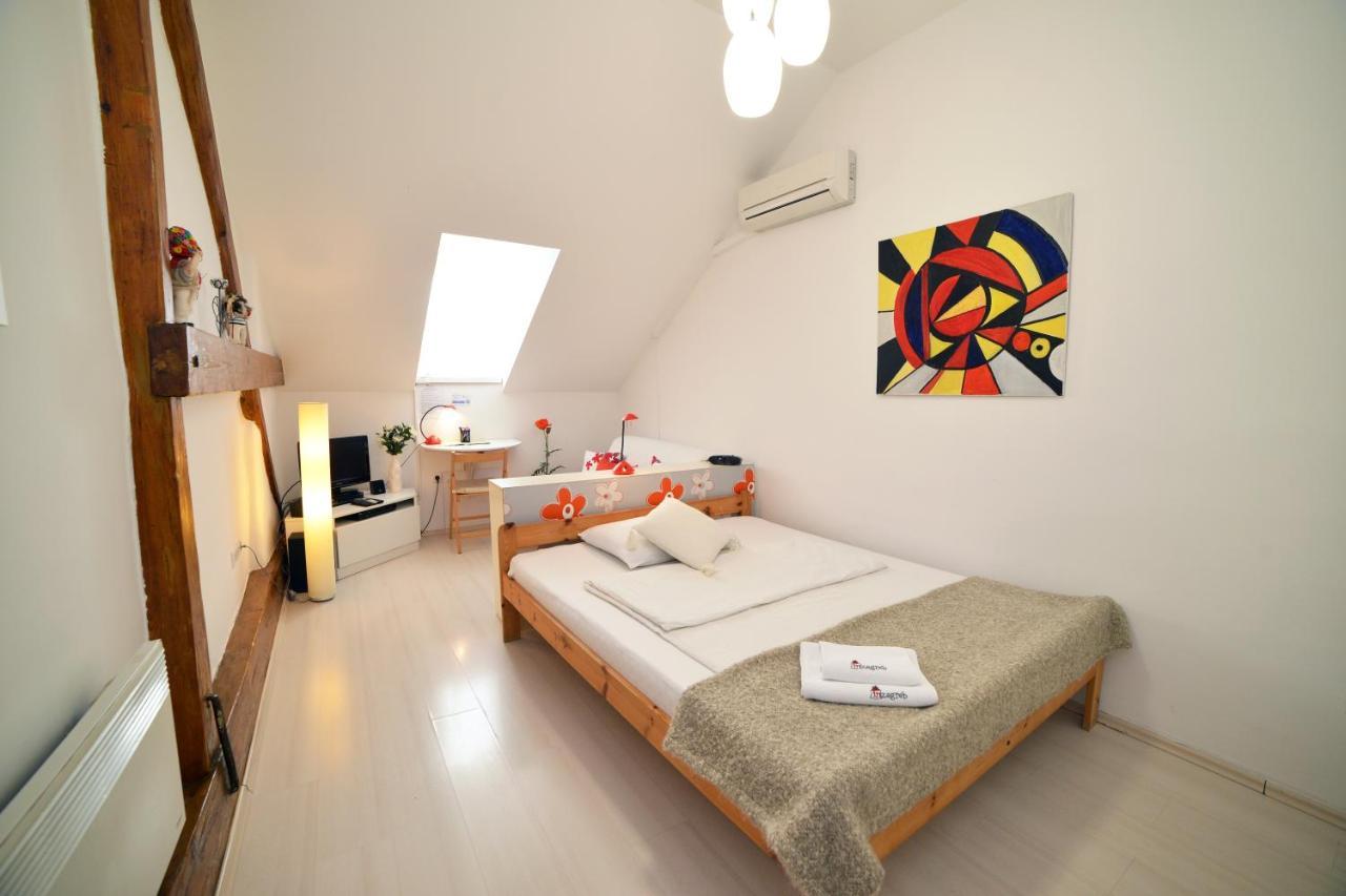 Studio Apartment White ザグレブ エクステリア 写真