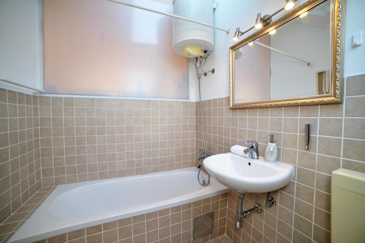 Studio Apartment White ザグレブ エクステリア 写真